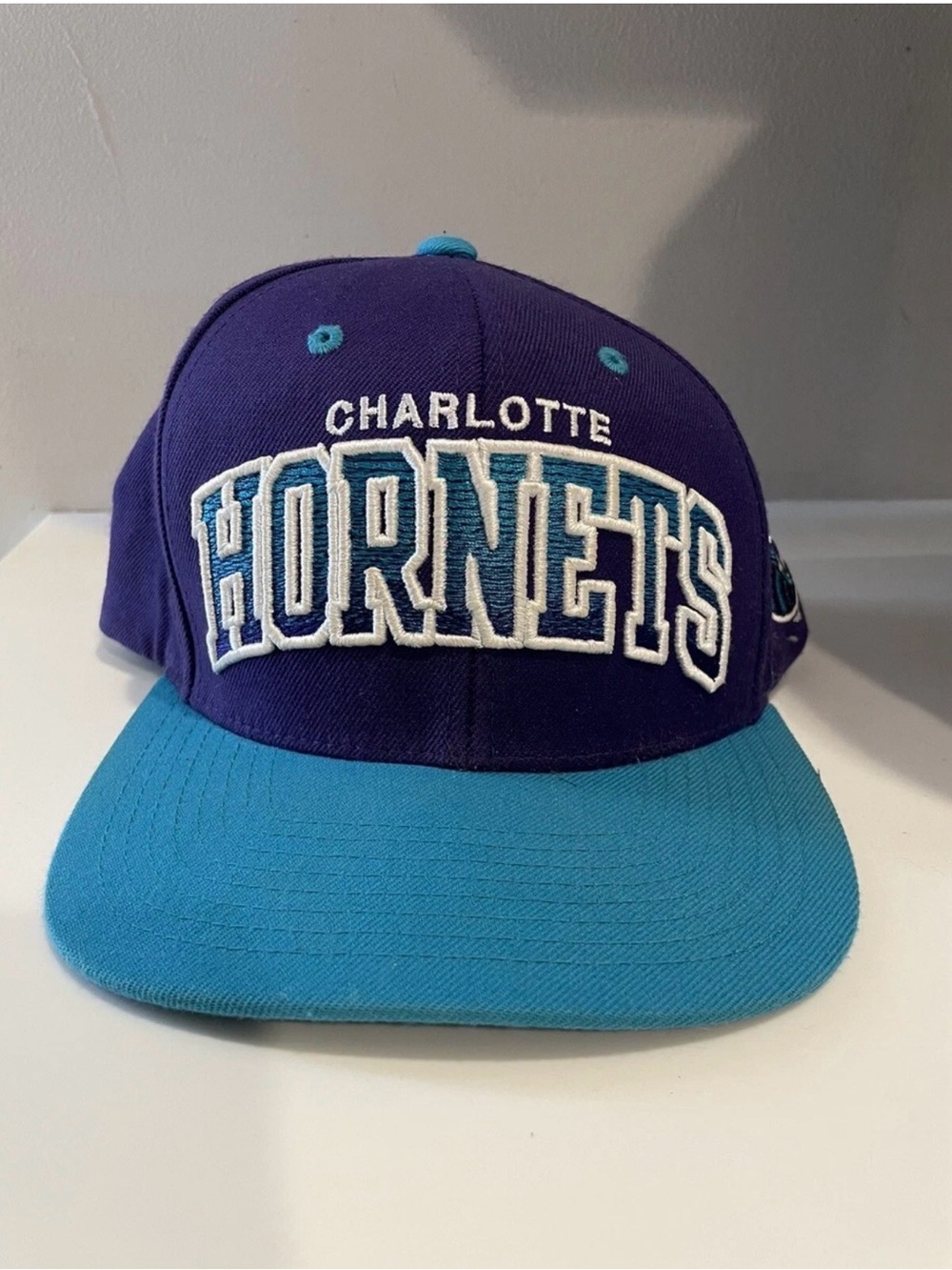 Mitchell & Ness Charlotte Hornets Snapback Cap